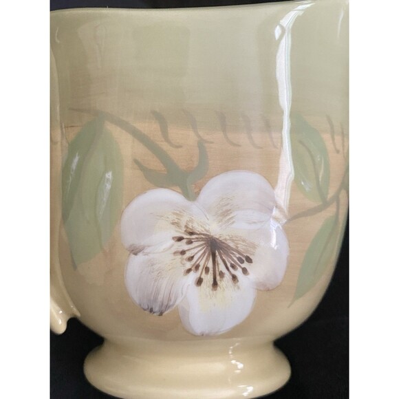 Pfaltzgraff pear bloom cream and sugar set with salt and pepper set - Picture 11 of 13